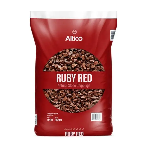 2 BAGS OF 20KG RUBY RED CHIPPINGS